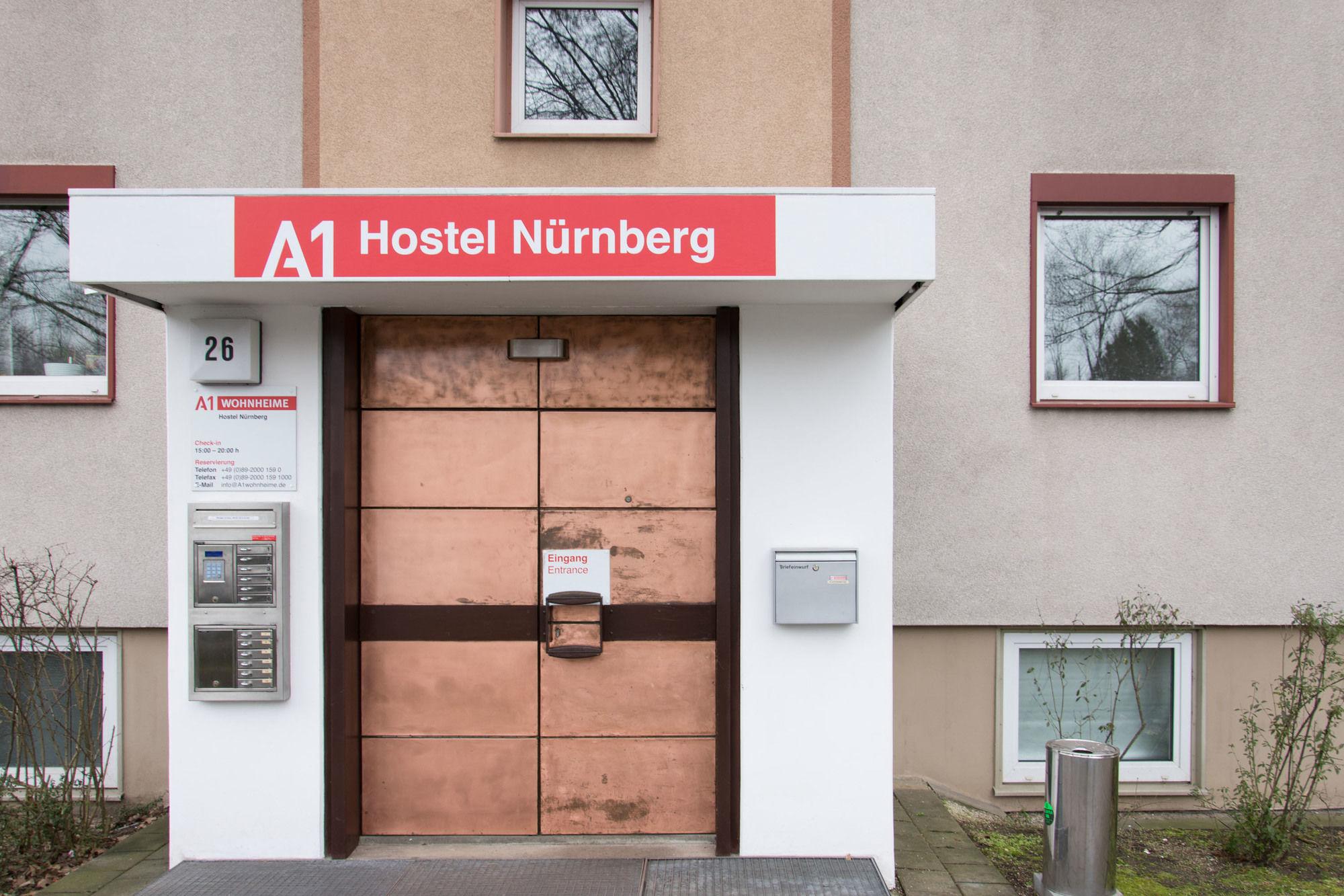 1, 2, Sleep Hostel Nuernberg Messe מראה חיצוני תמונה