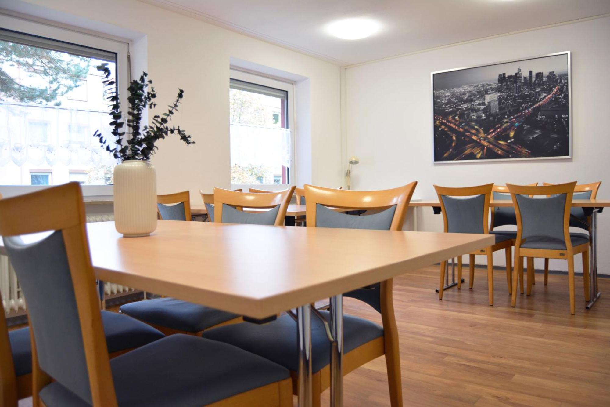 1, 2, Sleep Hostel Nuernberg Messe מראה חיצוני תמונה