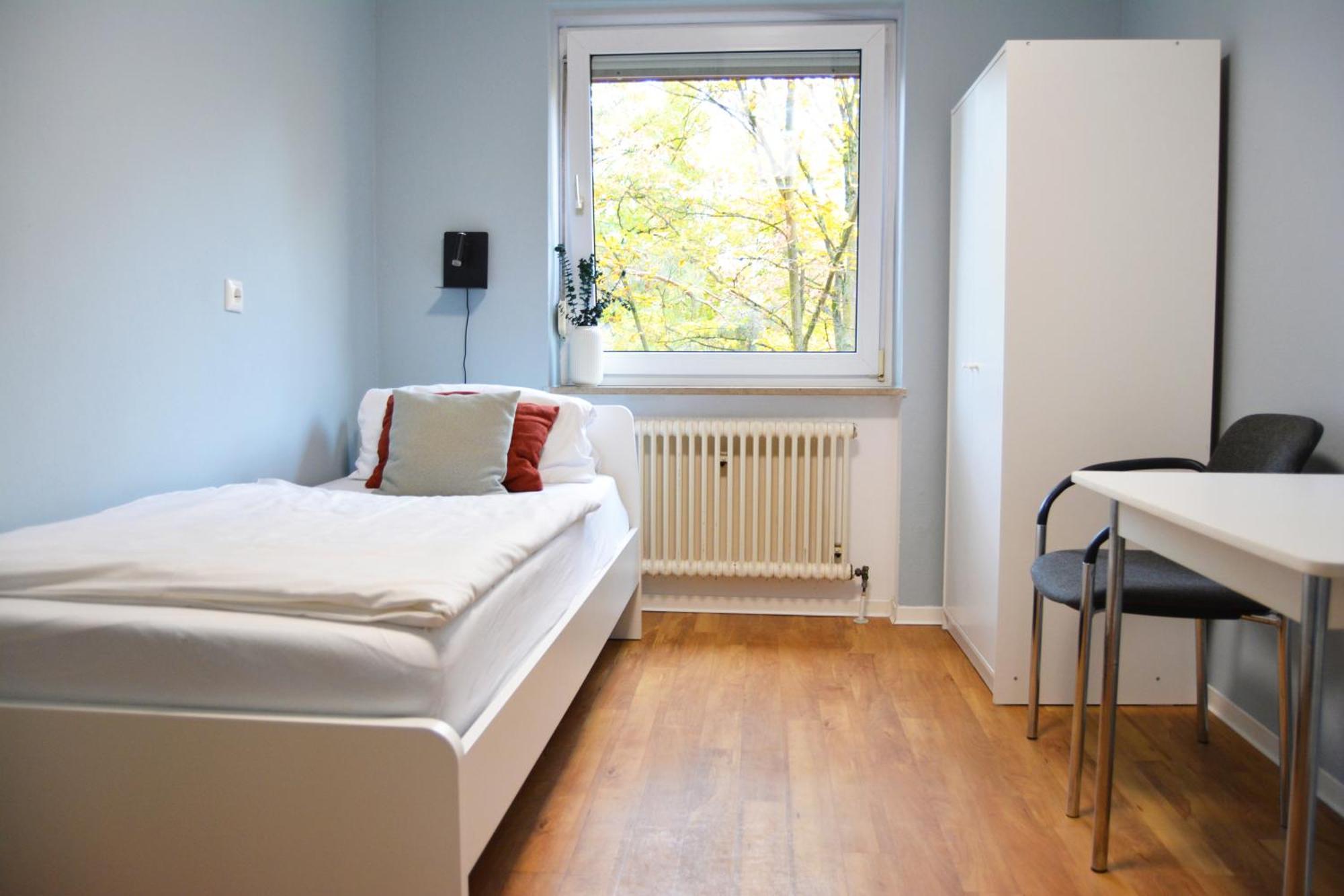 1, 2, Sleep Hostel Nuernberg Messe מראה חיצוני תמונה