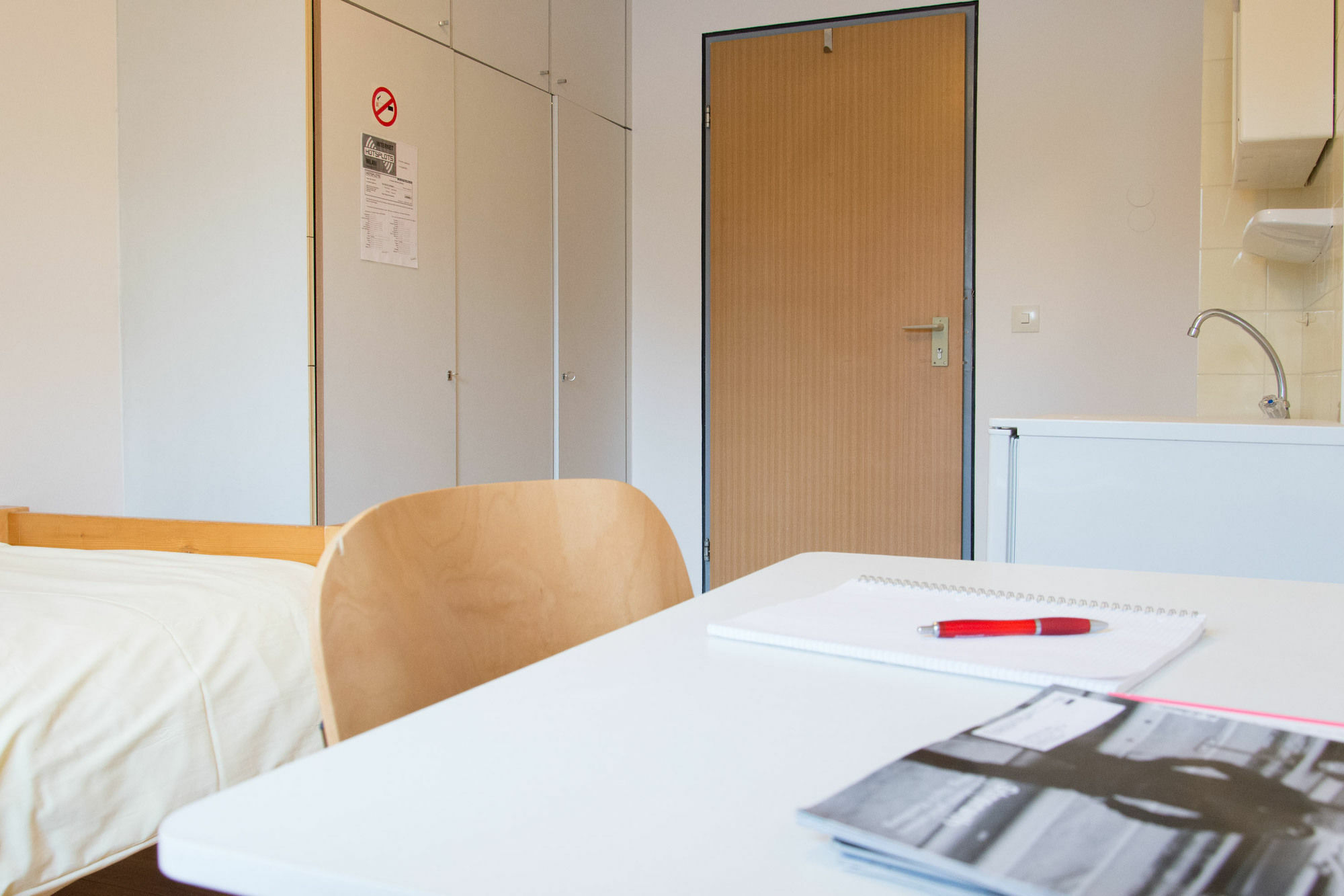 1, 2, Sleep Hostel Nuernberg Messe מראה חיצוני תמונה