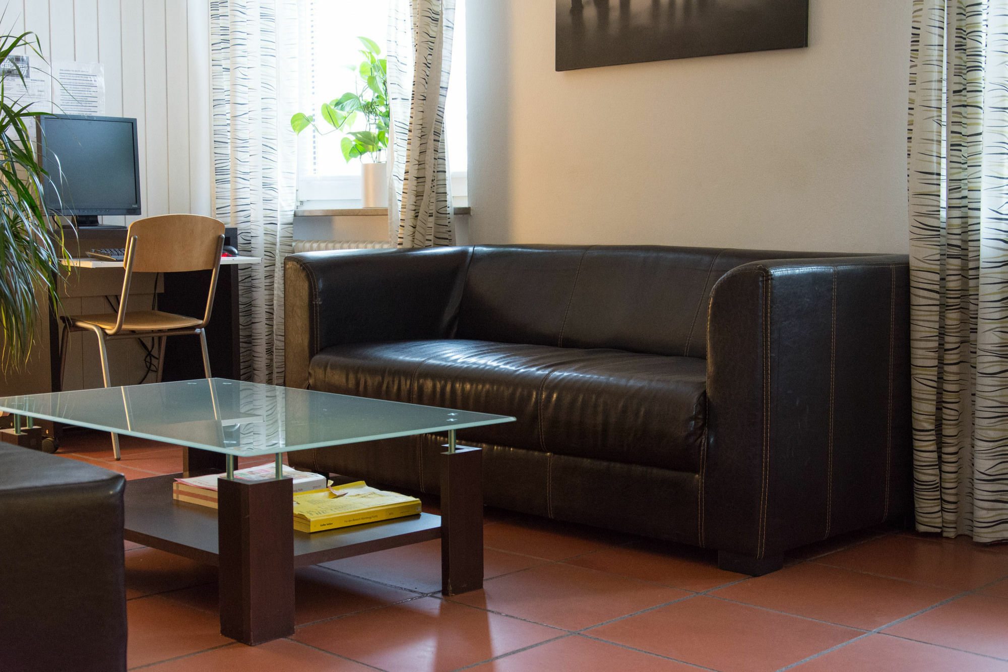 1, 2, Sleep Hostel Nuernberg Messe מראה חיצוני תמונה