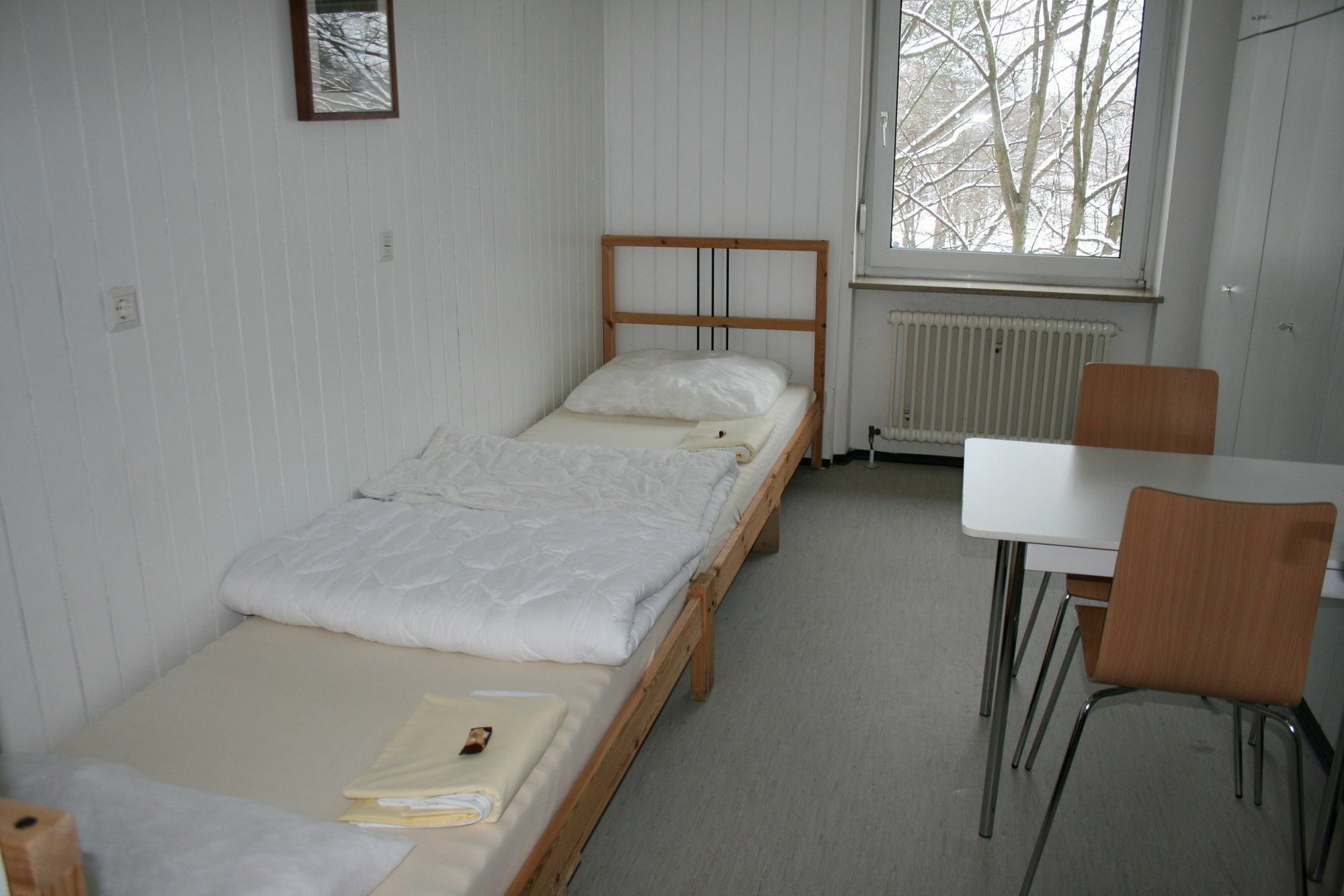 1, 2, Sleep Hostel Nuernberg Messe מראה חיצוני תמונה