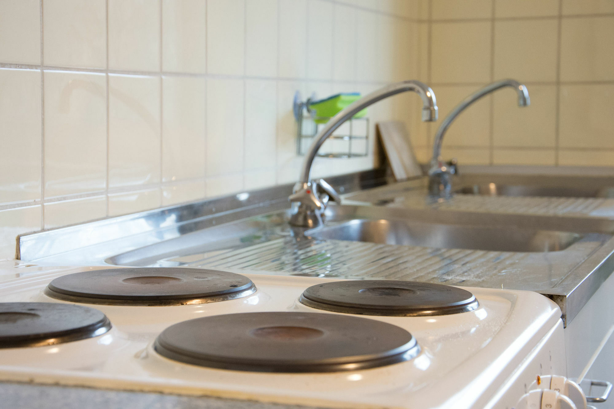 1, 2, Sleep Hostel Nuernberg Messe מראה חיצוני תמונה