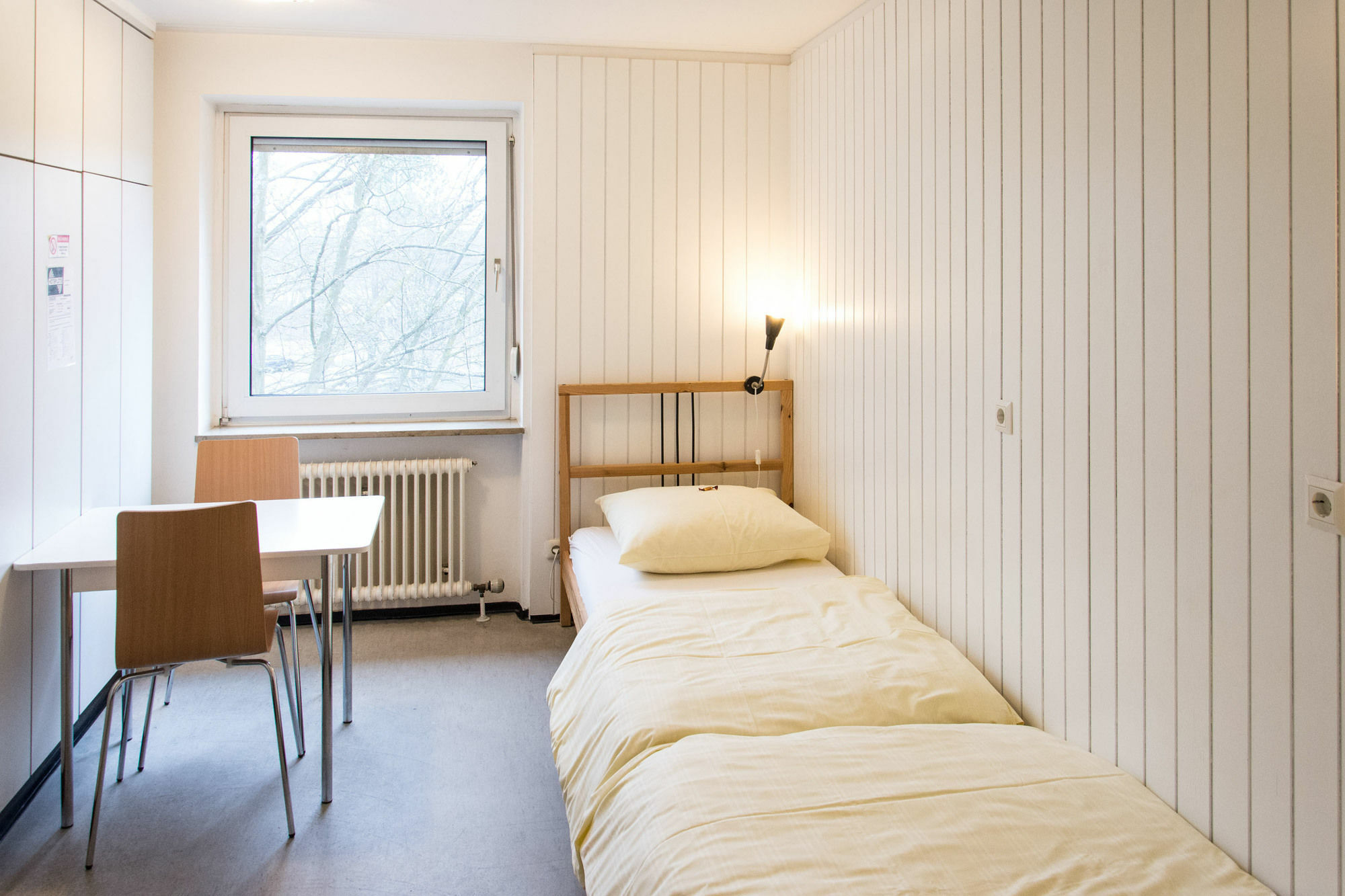 1, 2, Sleep Hostel Nuernberg Messe מראה חיצוני תמונה